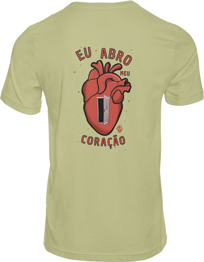 CAMISETA ESTAMPADA | EU ABRO O CORAÇÃO