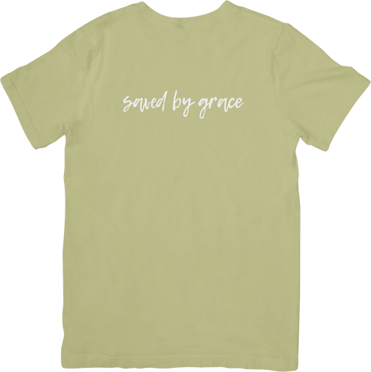 CAMISETA BÁSICA | SAVED BY GRACE (FRONTAL)