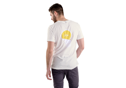 CAMISETA ESTAMPADA | SAVED + SAL E LUZ